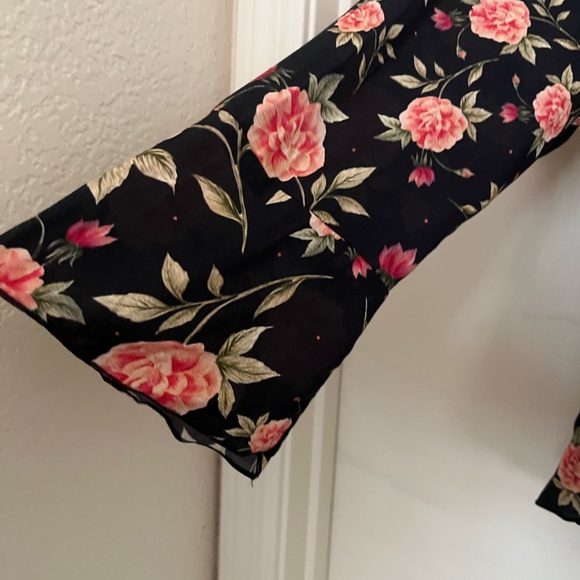 Zara Floral Black and Pink Women's Top - Picture 3 of 4
